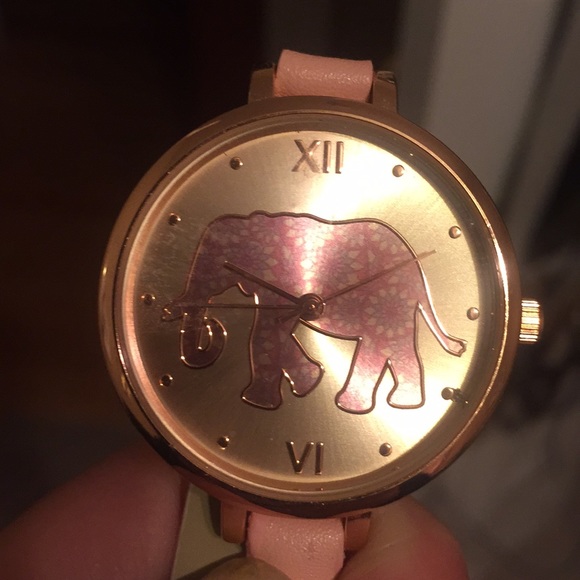 Watch - Picture 2 of 3